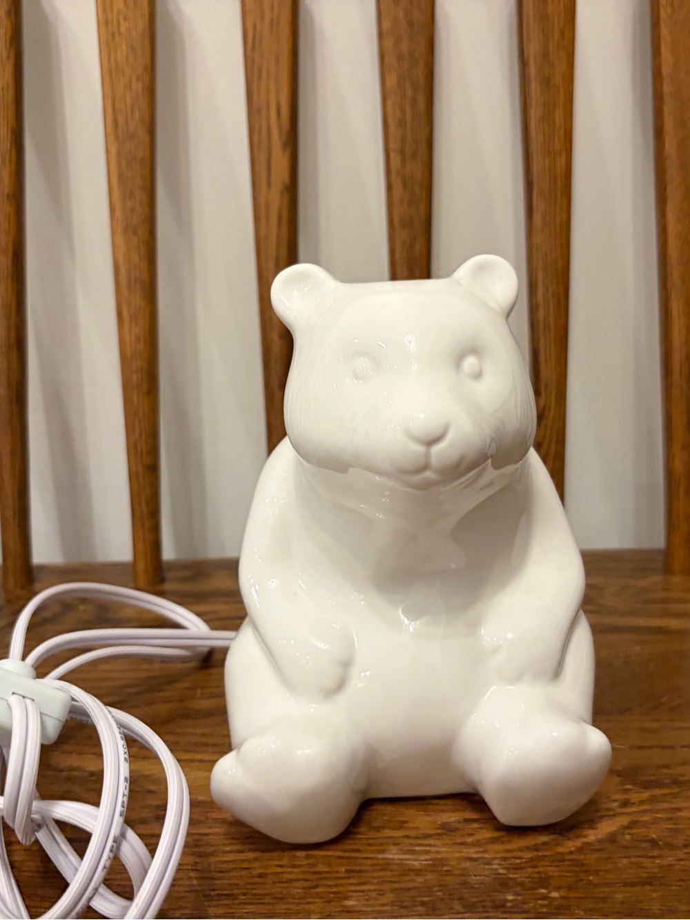 Target Ceramic White Sitting Bear Nightlight Lamp Kids Woodland Decor